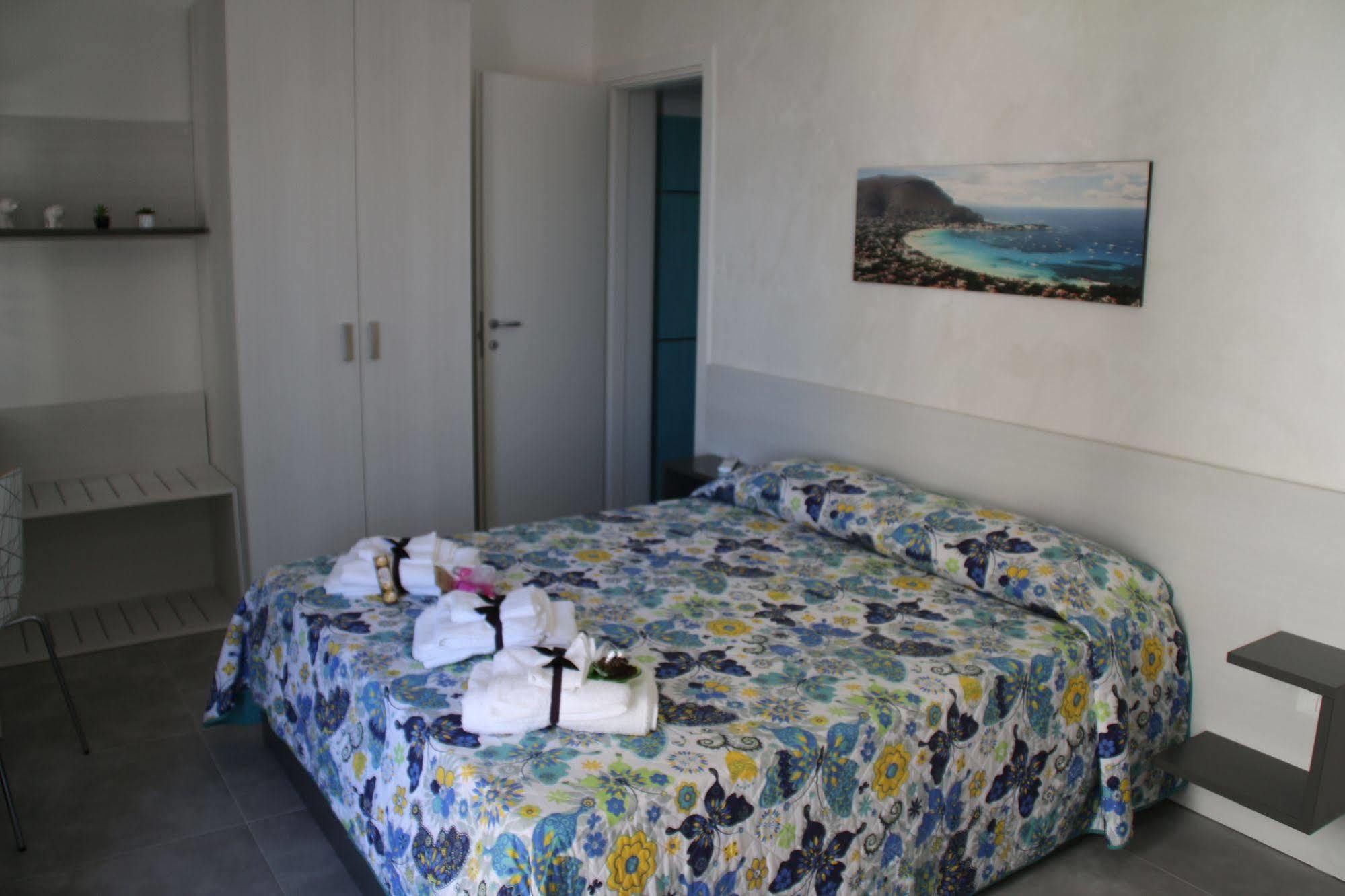 La Terrazza B&B Comiso Exterior foto