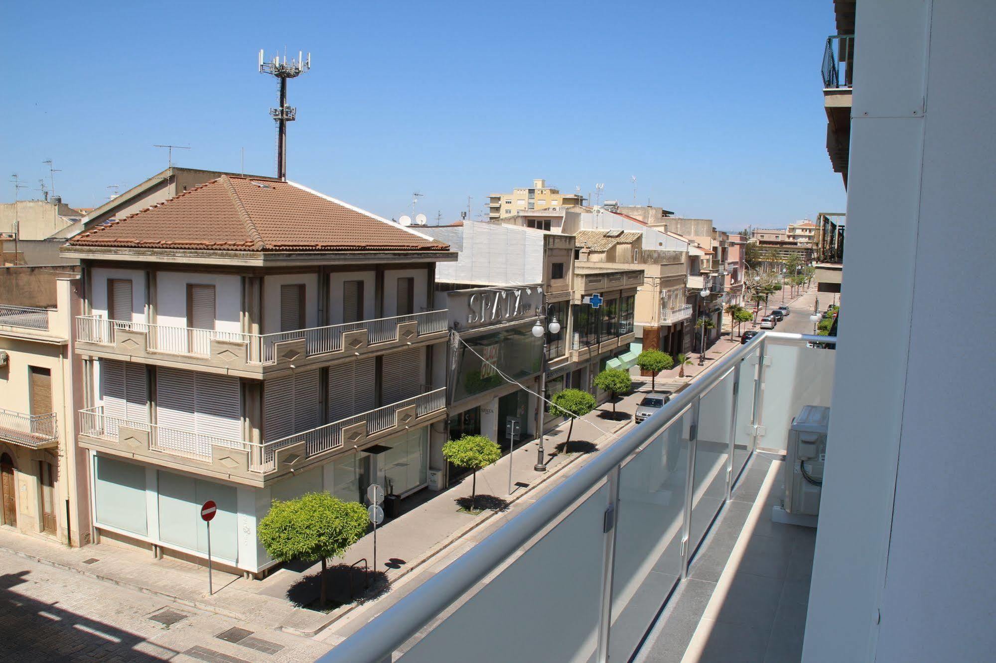 La Terrazza B&B Comiso Exterior foto